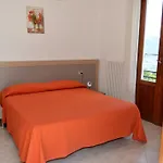 Diana Otel
